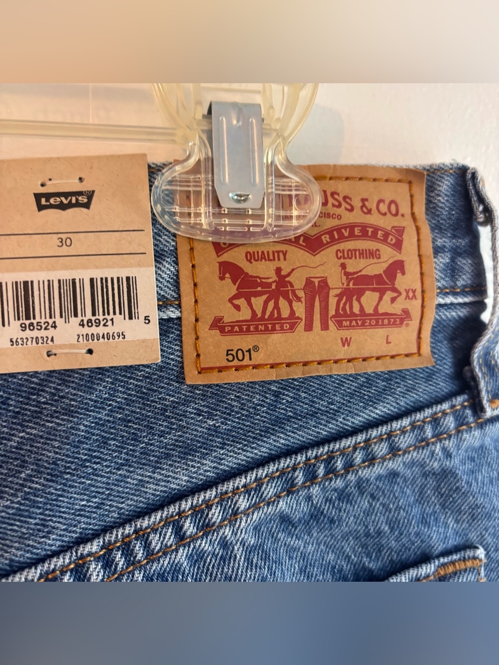 Levi’s Premium 501 Original Shorts High Rise Distressed Size 30 New with Tags - Picture 4 of 7